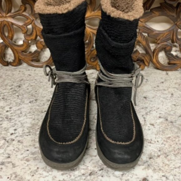 OTBT Slope low calf winter boot womens 9 in black - Picture 1 of 11